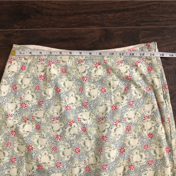 American Eagle Floral Skirt - Picture 4 of 6